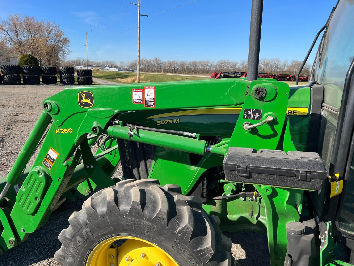 2014 John Deere 5075M (23)