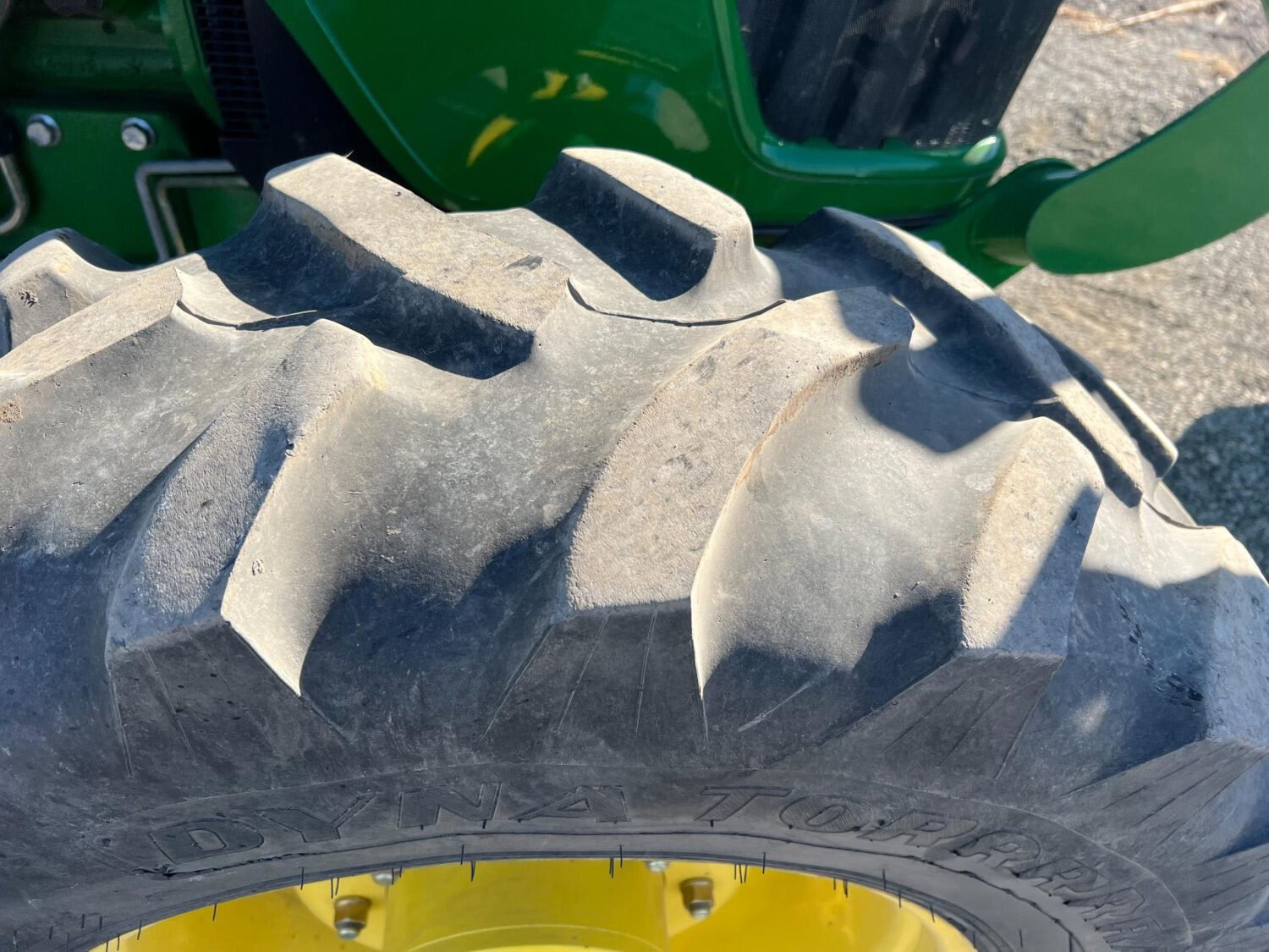 2014 John Deere 5075M (36)