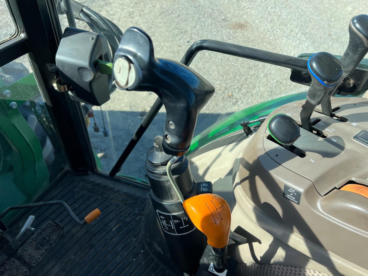 2014 John Deere 5075M (54)