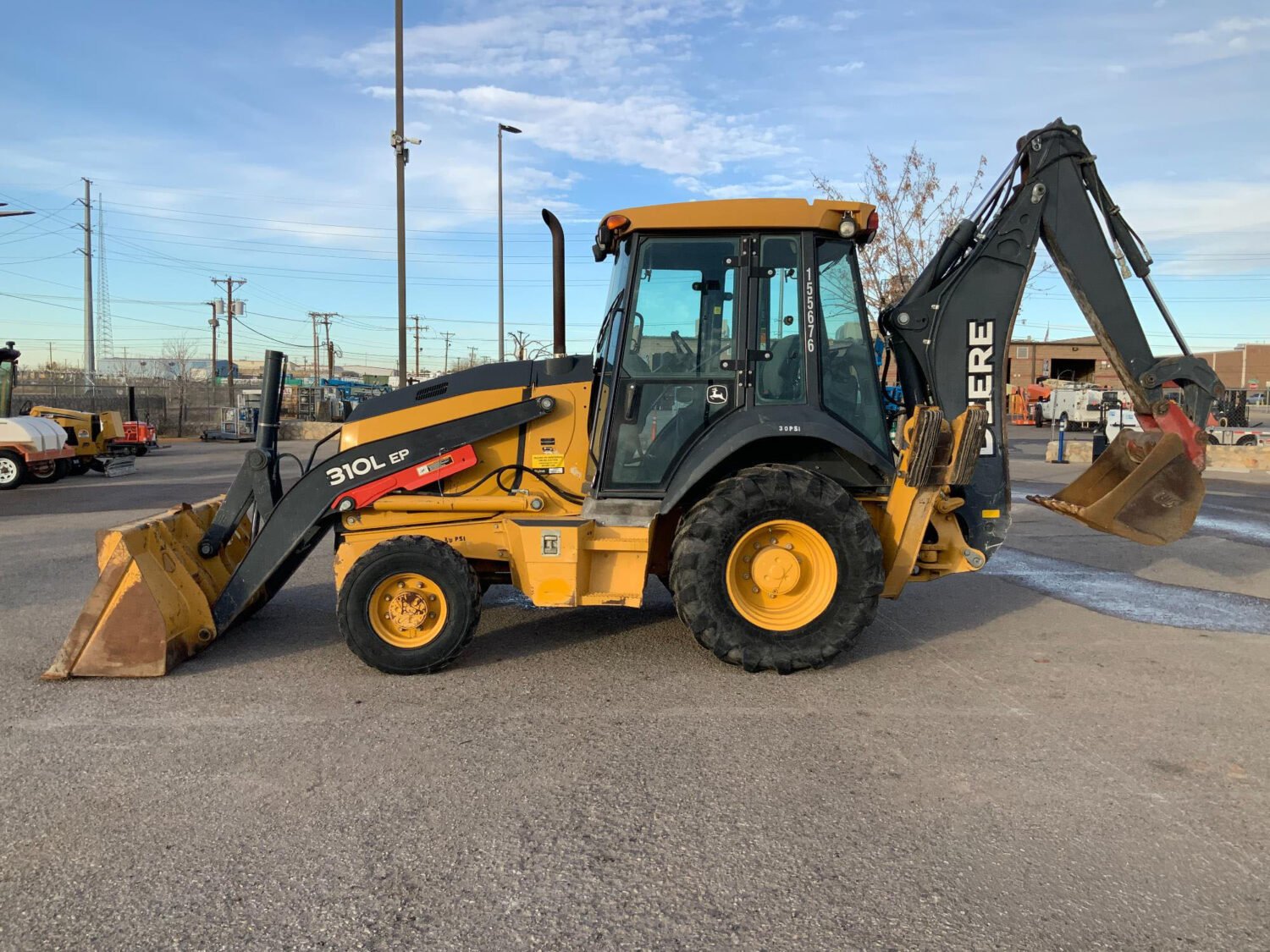 2016 John Deere 310L (8)