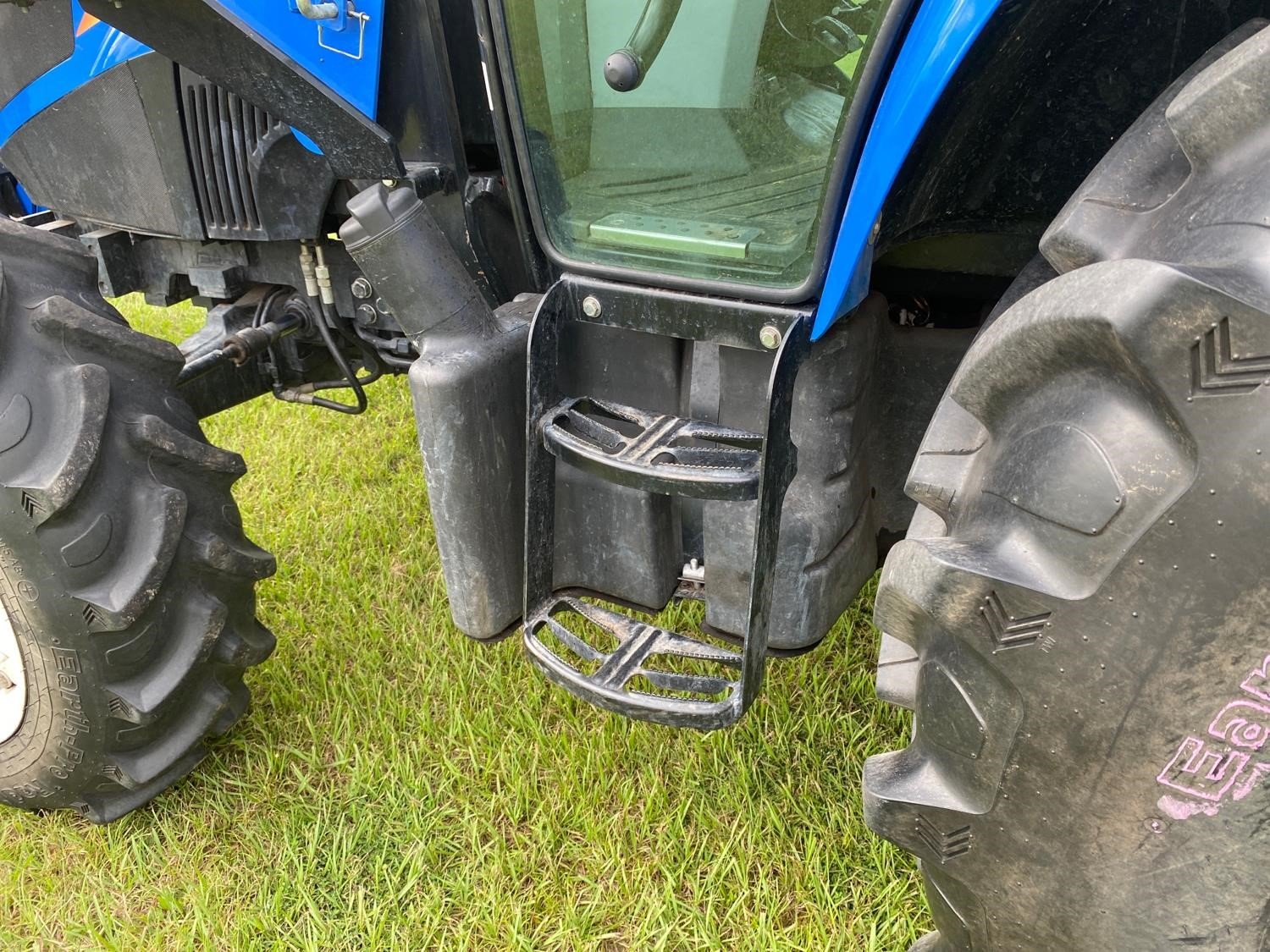 2017 New Holland T4 (48)