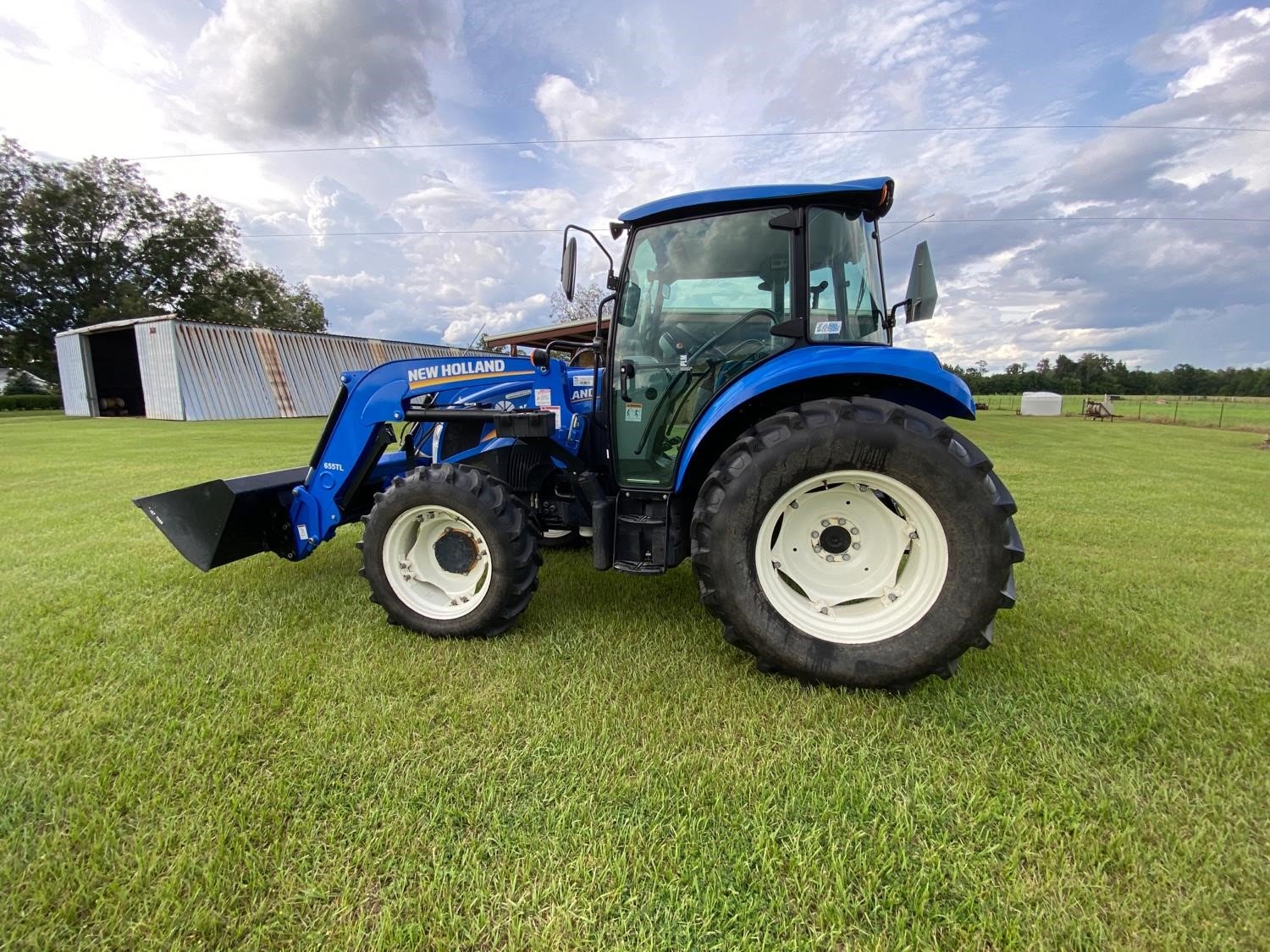 2017 New Holland T4 (8)