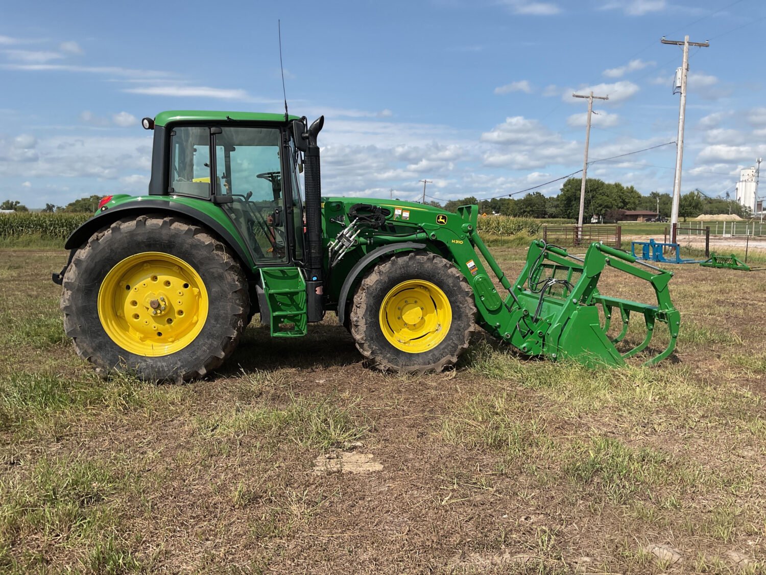 2015 John Deere 6125M (3)