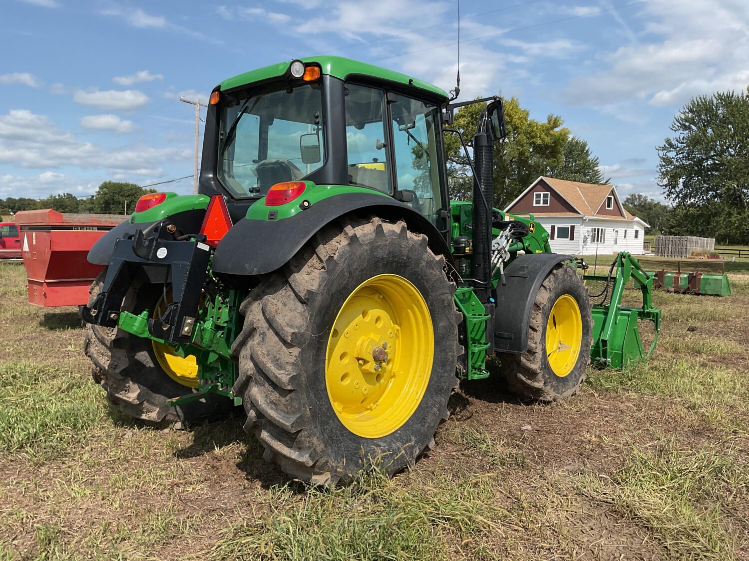 2015 John Deere 6125M (4)