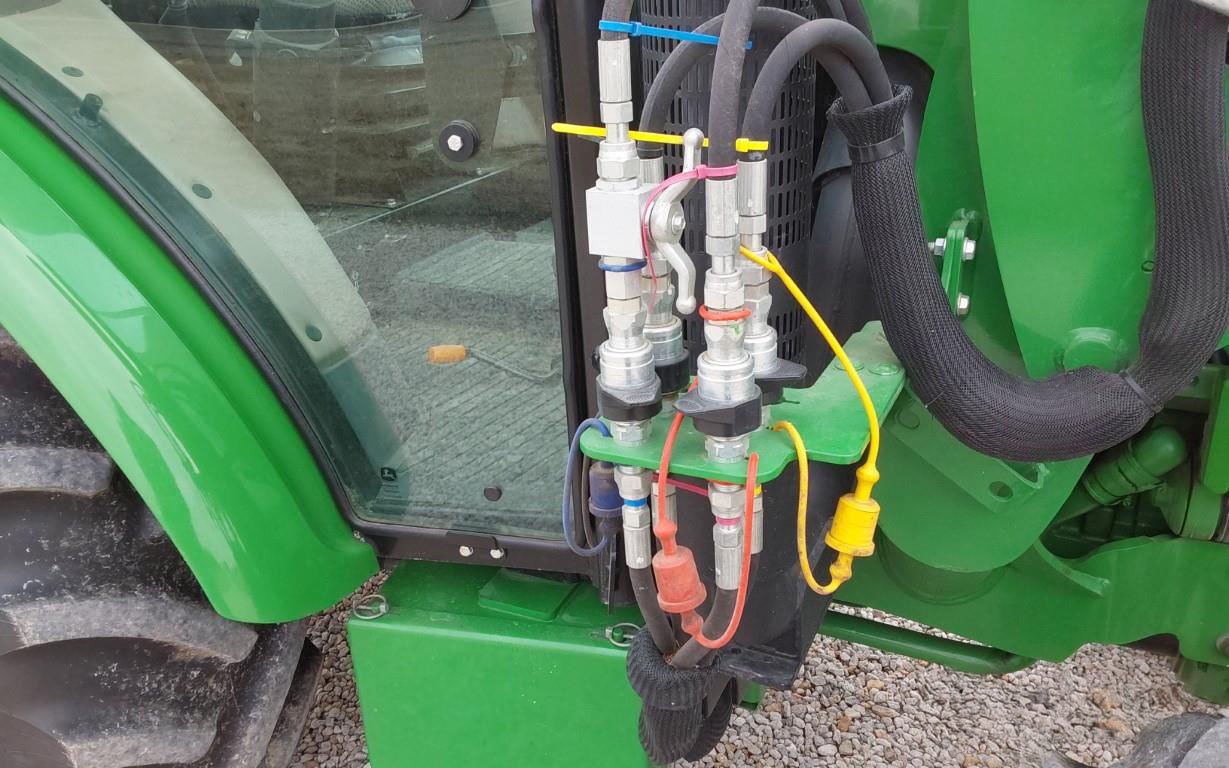 2016 John Deere 5075E (14)