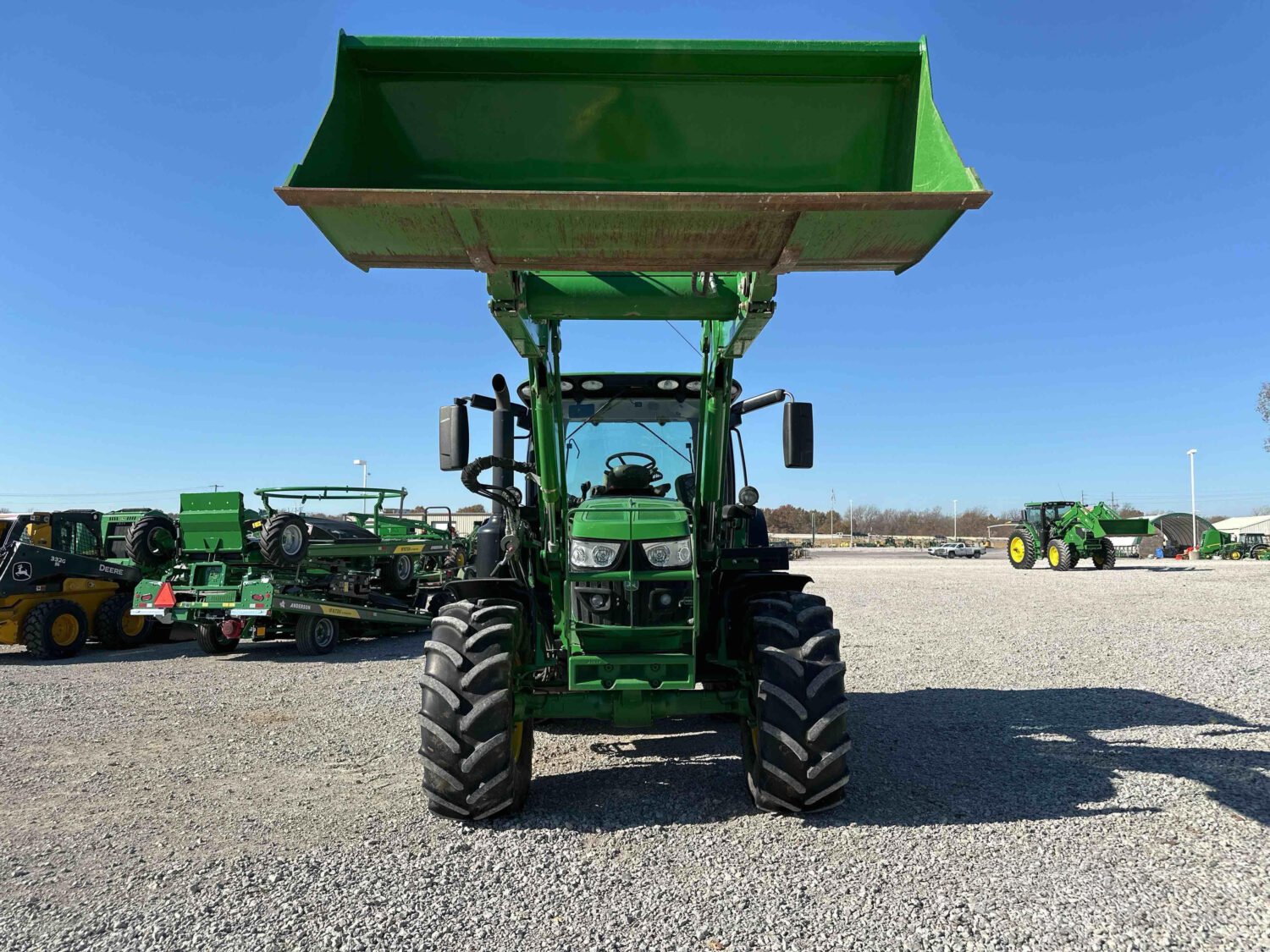 2016 John Deere 6130R (1)