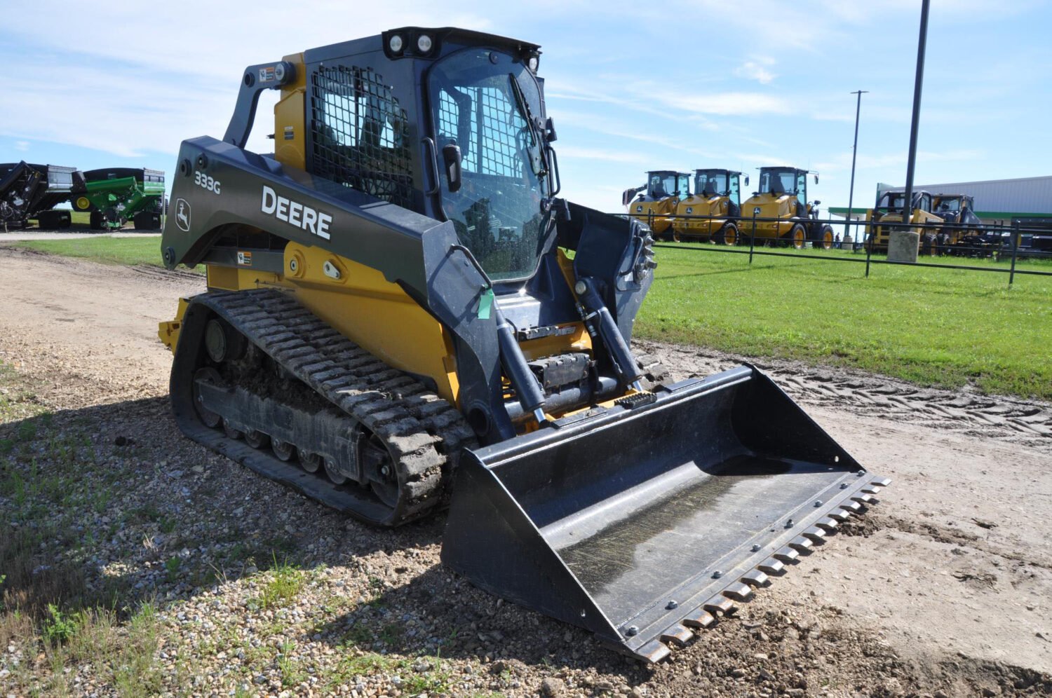 2018 John Deere 333G (6)