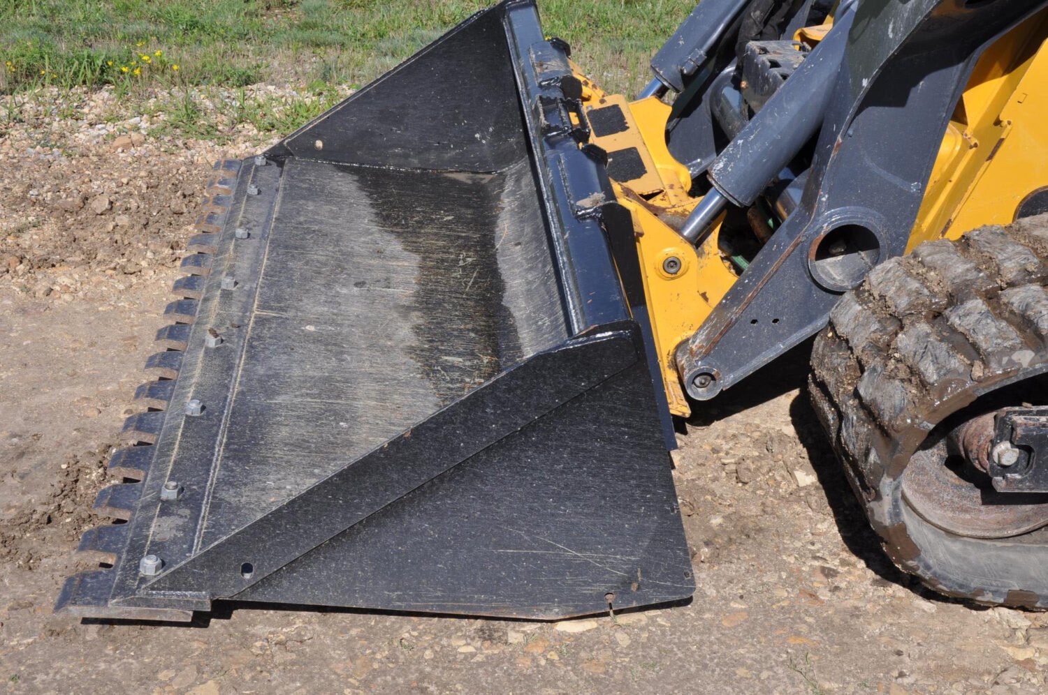 2018 John Deere 333G (8)