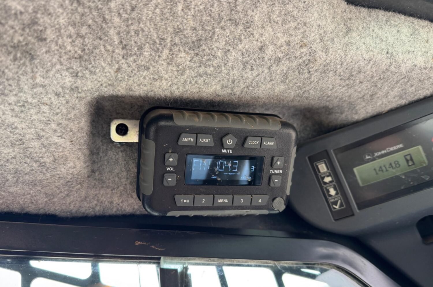 2019 John Deere 333G (20)