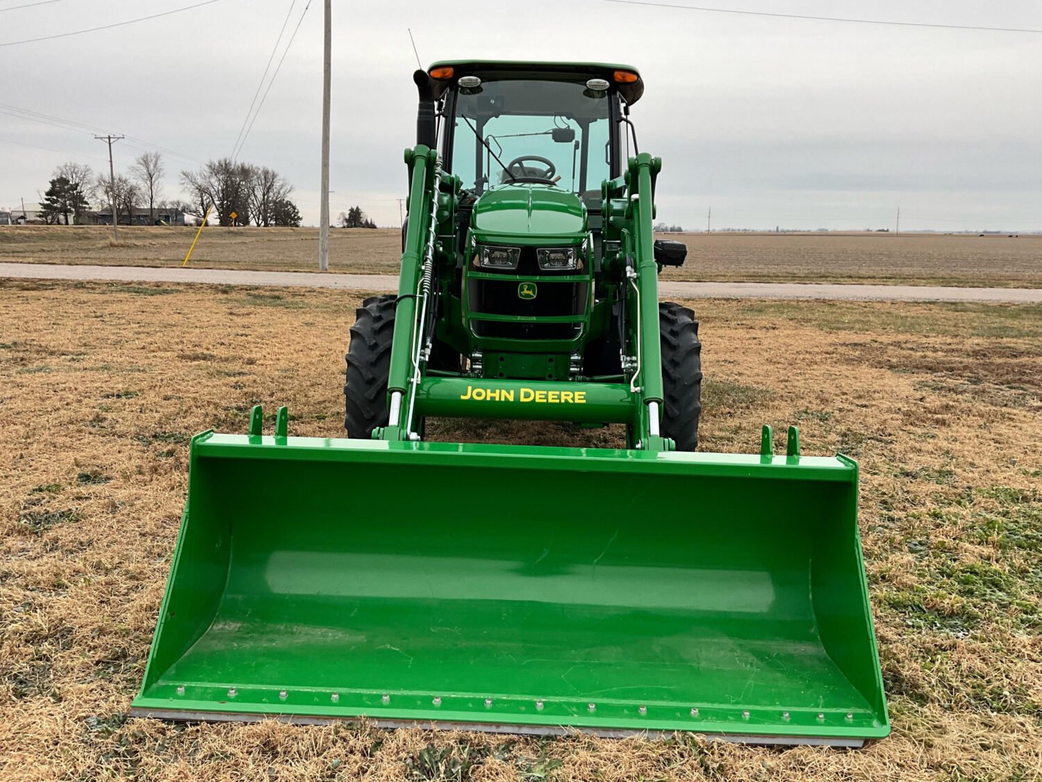 2 2024 John deere 5090E