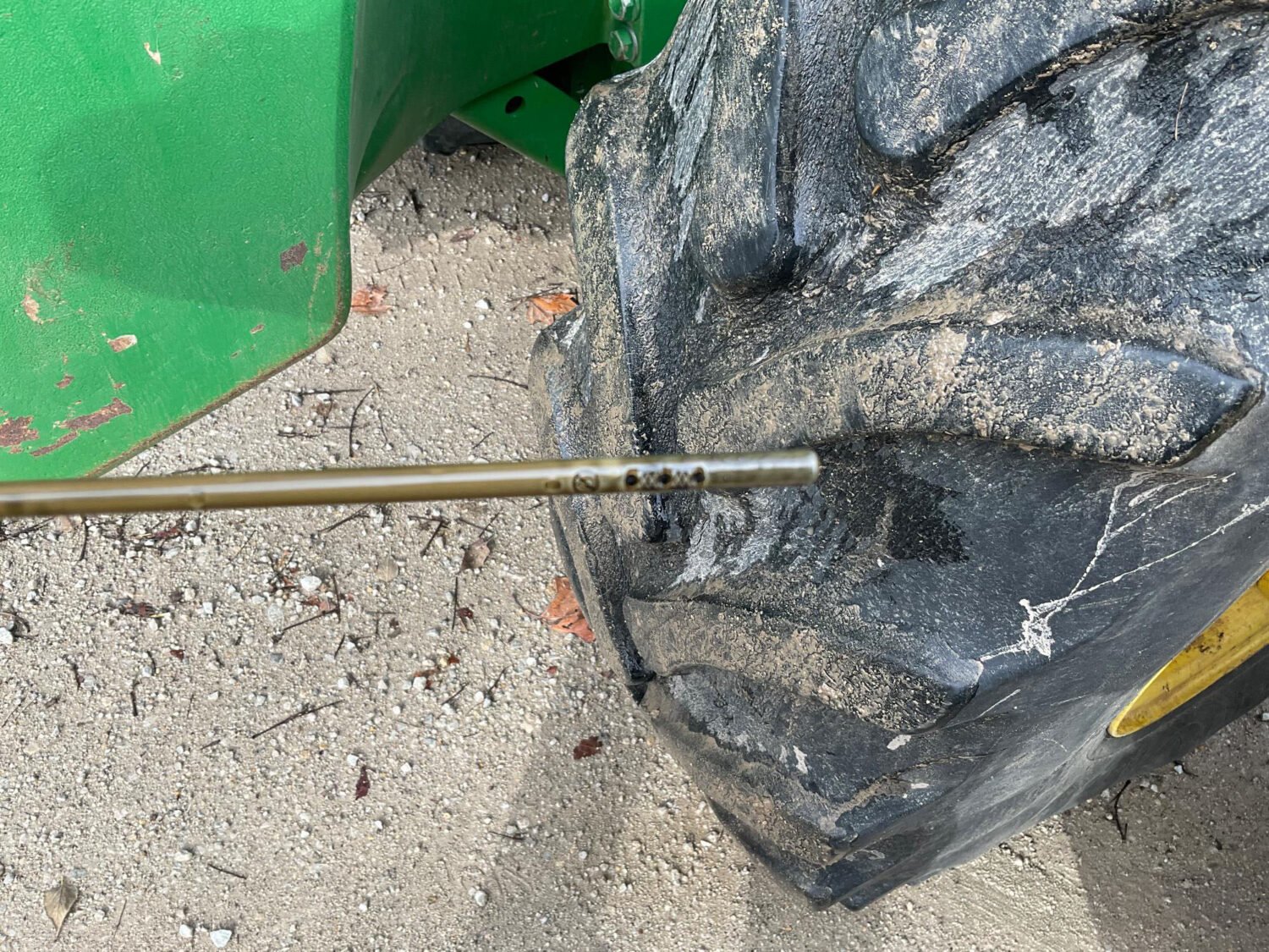 32 2014 John Deere 8345R