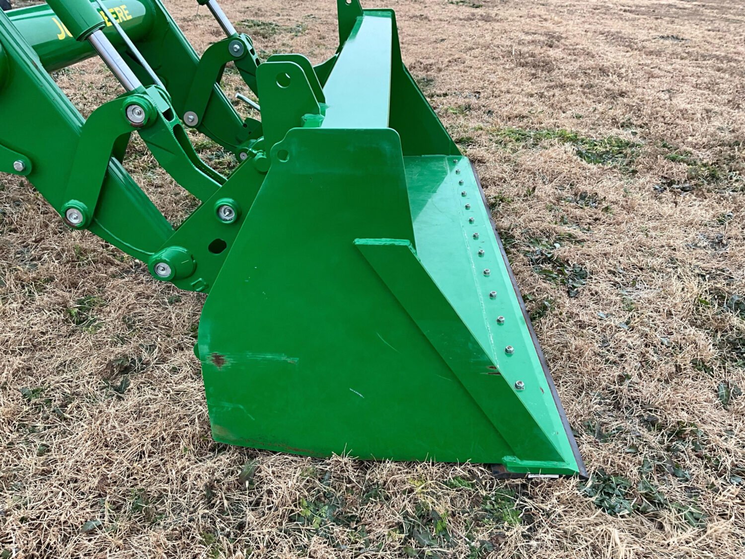 34 2024 John deere 5090E