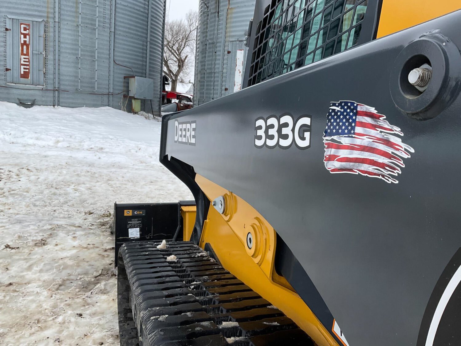 35 2023 John Deere 333G