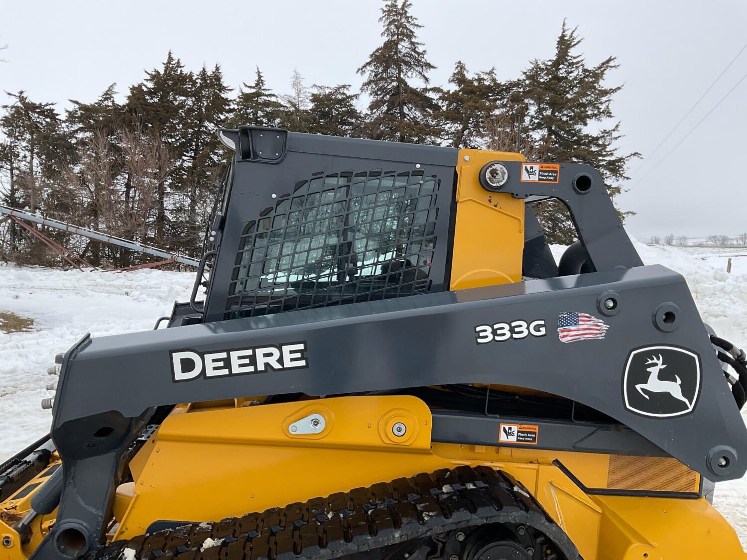 37 2023 John Deere 333G