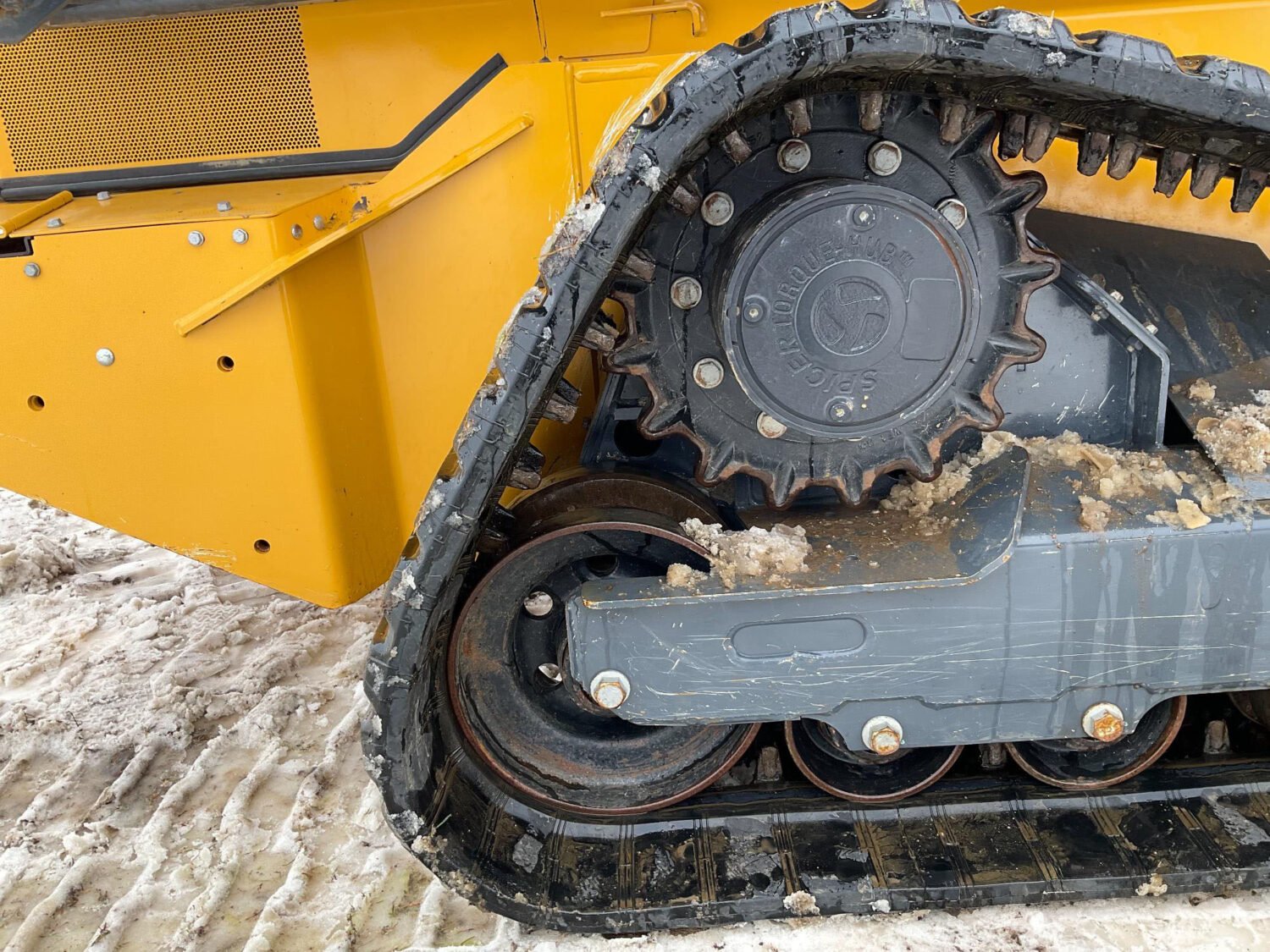 42 2023 John Deere 333G