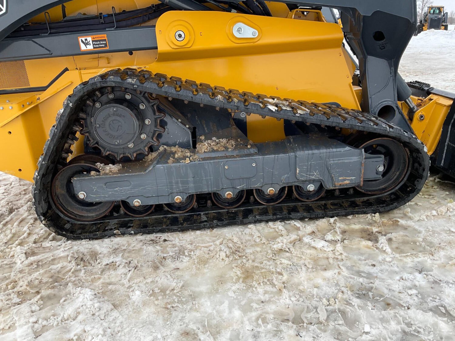 43 2023 John Deere 333G