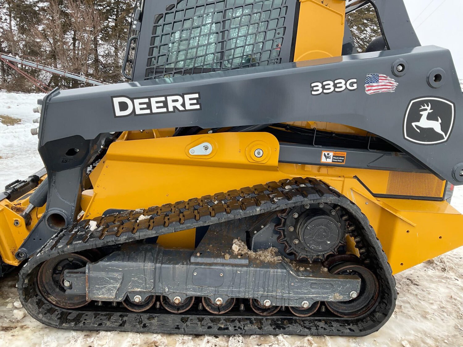 51 2023 John Deere 333G