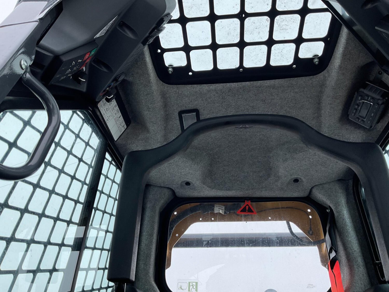 60 2023 John Deere 333G